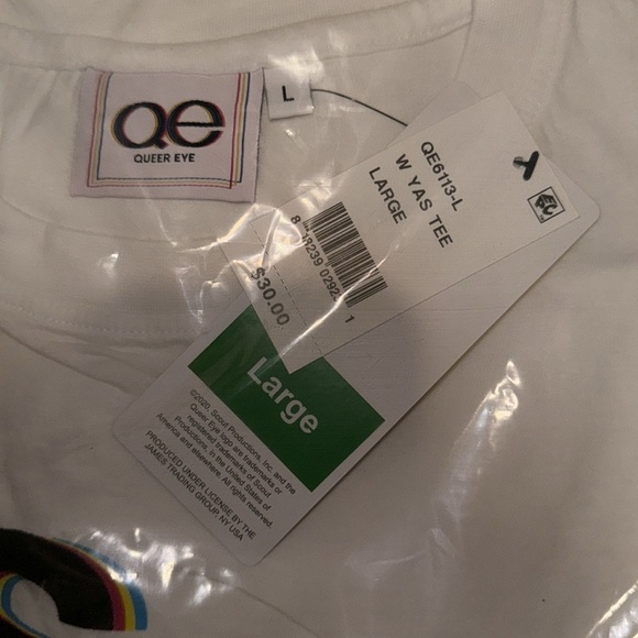 🏳️‍🌈 NWT! QE Unisex Yas Henny Tshirt - Picture 11 of 12